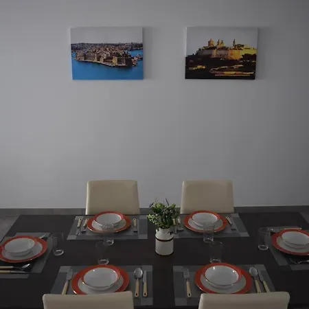 Lovely 3-bedroom In L-iklin